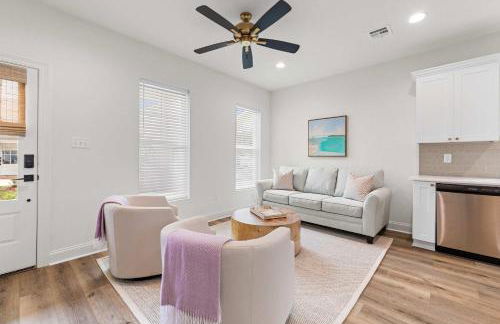 New Breezy Cottage - King Bed - Mini-Golf - Park - Foto 19