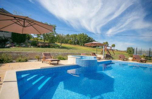 Unique Villa Bošket with Pool and Jacuzzi surrounded by Nature - Foto 27
