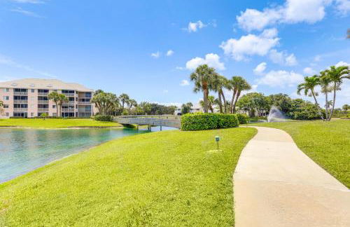 2 Mi to Jupiter Beach Condo with Lake Views - Photo 25