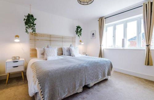 Luxurious Cosy 4BR Home Cheshire - Photo 6