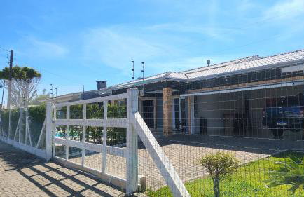 Casa com piscina em Rainha do Mar Xangri-lá - Foto 1