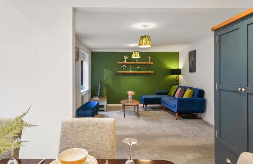 Beautiful 5 bedroom house in Stone, Aylesbury, Free parking - Foto 16