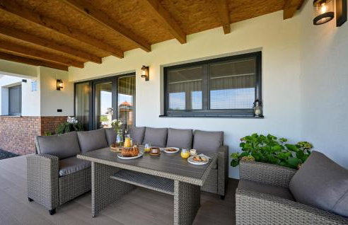 Gorgeous Home In Luzan Biskupecki With Sauna - Foto 19
