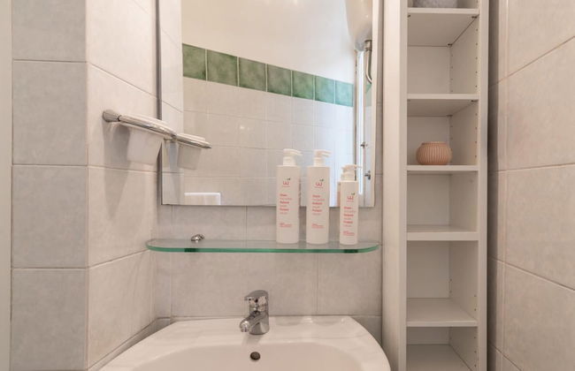 Vico Fico nel Centro di Napoli - Foto 11