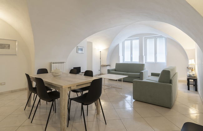 2 bedroom Apartment in San Bartolomeo al Mare - Photo 9