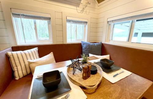 Stargazers' Retreat A Tiny Home on the Riverside - Photo 6