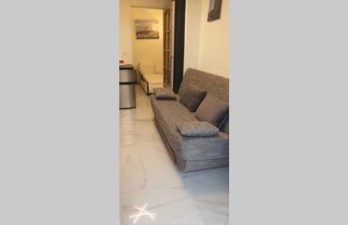 studio entre vallée colline et soleil marseillais - Photo 9