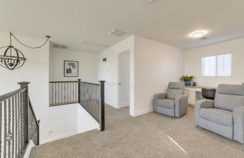 Spacious San Tan Valley with Private Outdoor Oasis - Foto 15