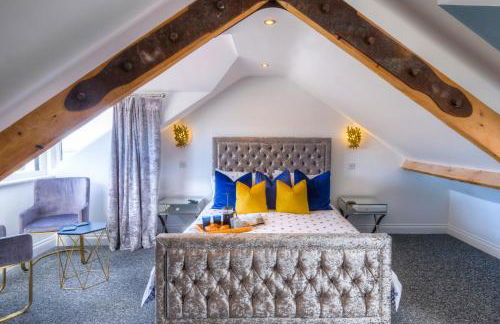 The Rockpool - private hot tub and sea views - Photo 1