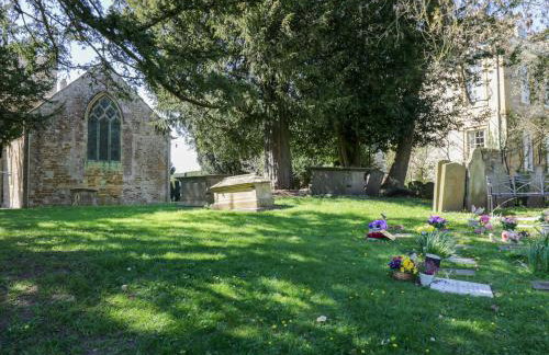 The Tap Room - Photo 27