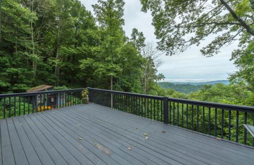 Blue Ridge Bliss Gorgeous home with hot tub & stunning views - Foto 30