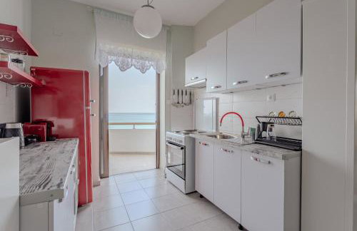 Eclectic Vintage Apartment- Sea View Perfection, Hersonissos, Crete - Photo 9