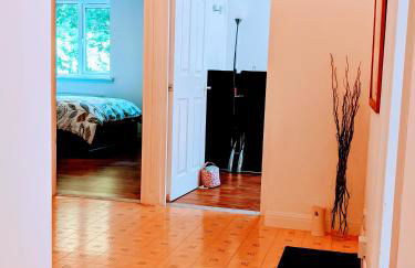 Oaklawn Apartment - Sleeps 4 Parking & Garden - Photo 43