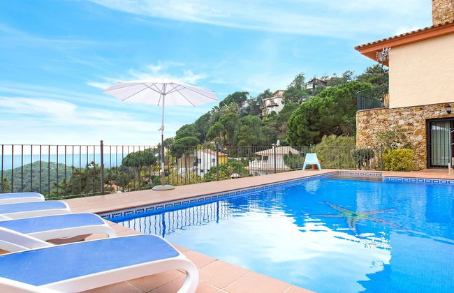 Cozy Villa in Lloret de Mar With Private Swimming Pool - Foto 16