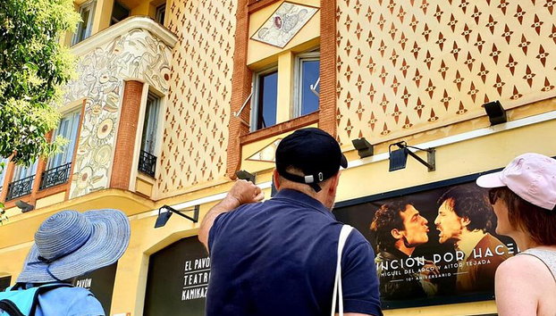 Architour por Lavapiés y Rastro con un arquitecto - Foto 4, Teatros