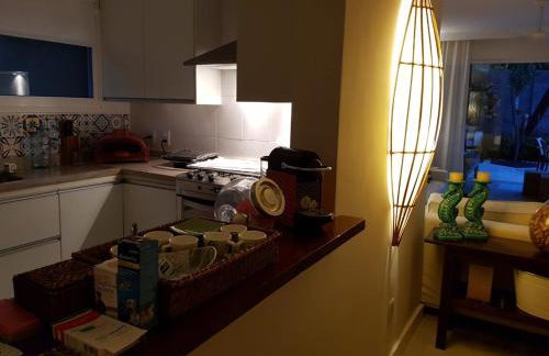 Casa alto padrão na Ferradura em condomínio com piscina privativa - Foto 26