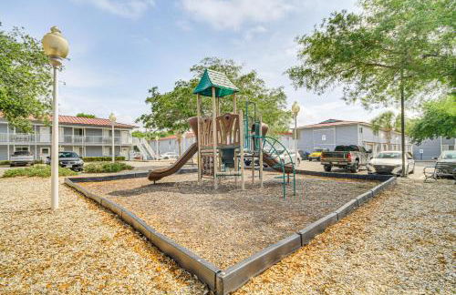 Airy Biloxi Condo with Patio Walk to Beach! - Photo 31