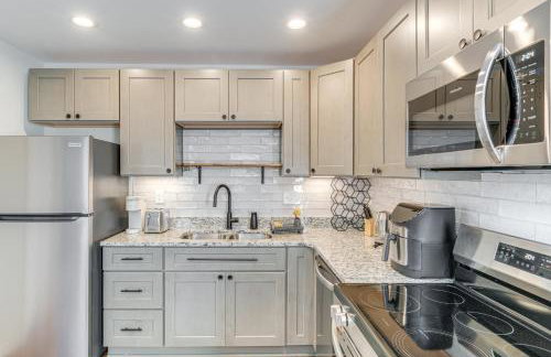 Louisville Charm Near the Derby Apt with Yard! - Foto 8