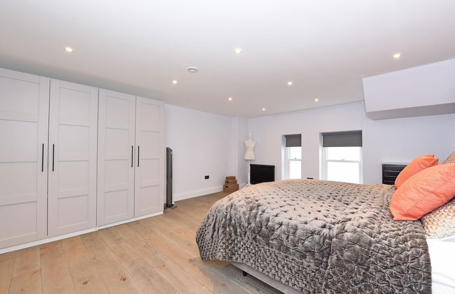 Stylish & Spacious Deluxe Apartments near Victoria Station - Foto 2