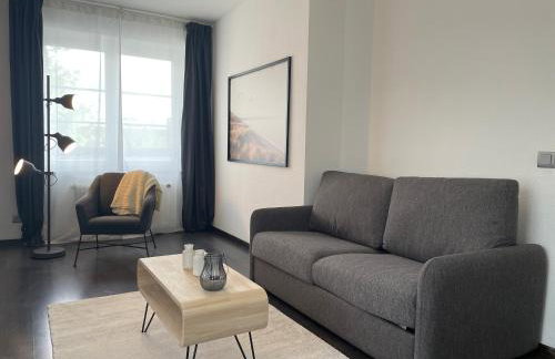 Airport Apartment für 4 - Smart TV - Küche - eCharger - Foto 1