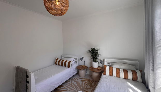 Loddeys Beach House - Photo 3