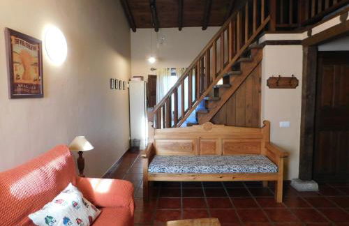 Casa Rurales Cimera y Brincalobitos - Photo 12