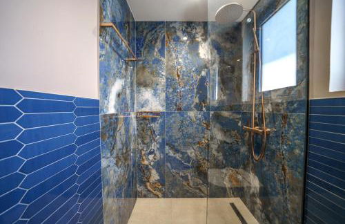 Naval villa-Panoramic villa with heated pool on the roof - Photo 20