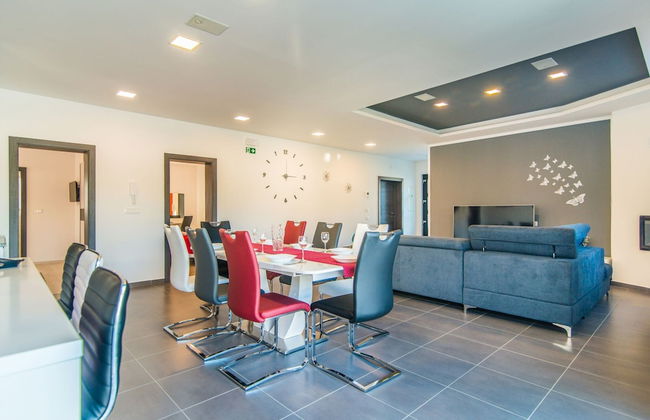 Beautiful Villa in Vrsar With Swimming Pool - Foto 20