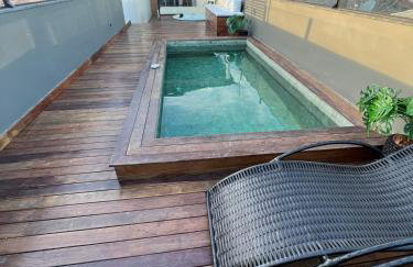 Triplex com hidro e piscina - Foto 8