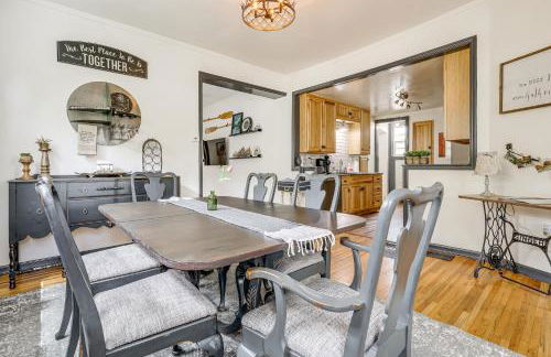 Walk to Dtwn Home with Vintage Charm in Cañon City! - Foto 8