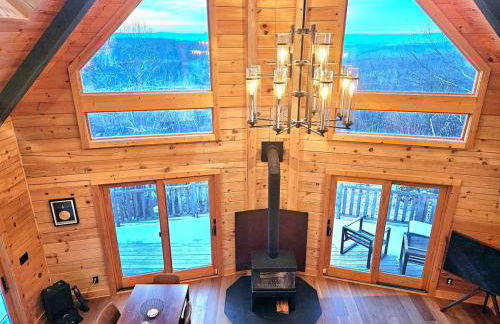 Modern Mountaintop Log Home with Amazing Views! - Foto 12