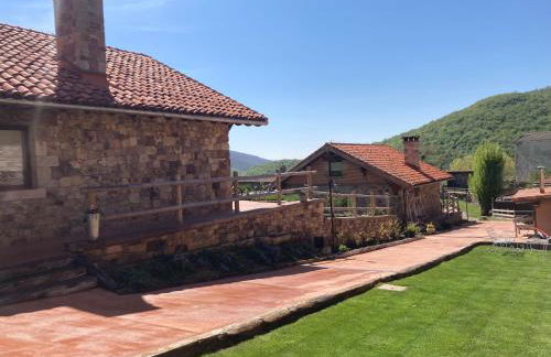 Los Chozos de la Braña - Foto 21