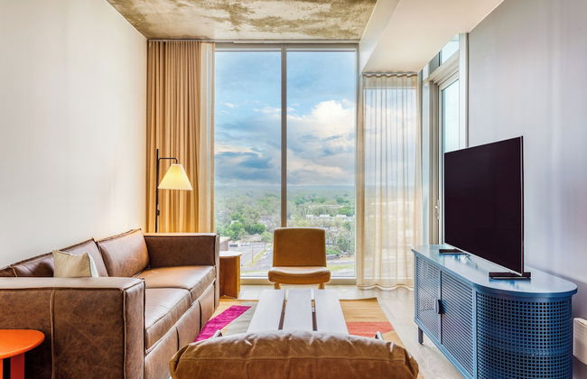 The Natiivo by AvantStay – Modern High-Rise with Rooftop Pool & Skyline Views - Foto 67