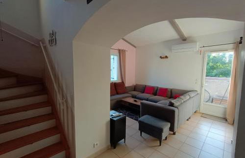 Maison villa avec piscine et spa, 8 à 10 personnes - Photo 3