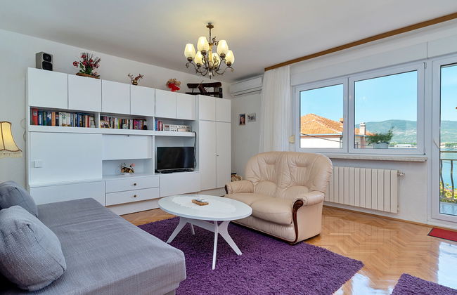 Melita Lara - Foto 9