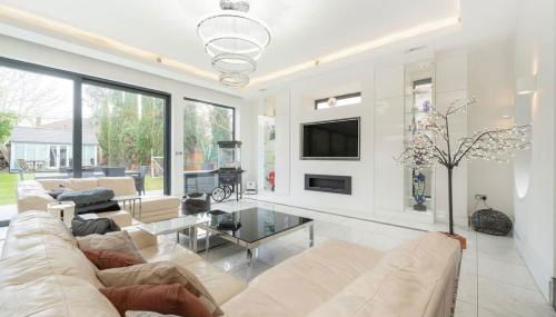 Exceptional Luxury w Leisure Facilities - Foto 5