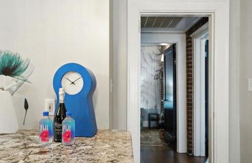 Stylish 4BR Getaway Sleeps 8 Prime Raleigh Location - Foto 26