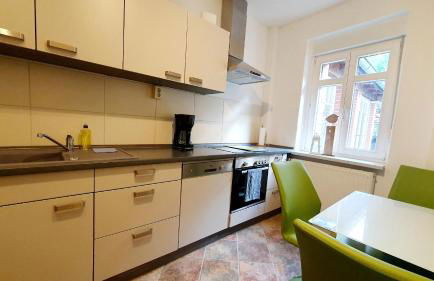 Kleine hübsches Apartment,Sauna im Haus, Hunde willkommen, nahe Park, Waldeisenbahn, Hermansbad, UNESCO Geopark, Nähe polnischer Markt, Top Lage für Ausflugsziele zum Wandern oder Radfahren - Foto 8