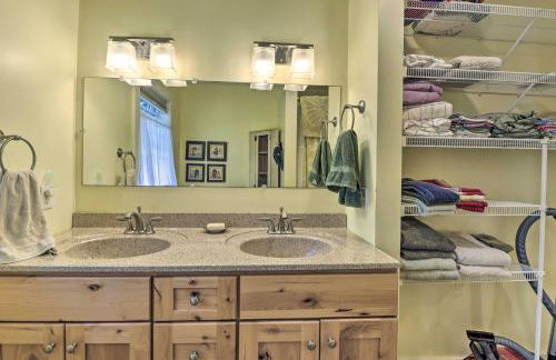 Sunny Morristown Home - Walk to Restaurants! - Foto 15
