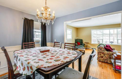 9 Mi to Lake George Village Home in Queensbury - Foto 7