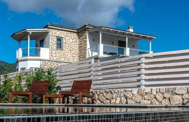 White Villas - Photo 40