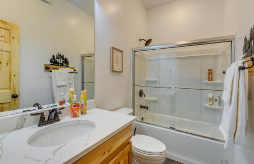 Mountain Retreat By the River Star Valley Getaway - Foto 16