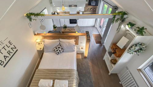 The Little Barn - Photo 4