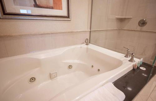 No Resort Fee Strip View Balcony+Free Valet+ Pool - Foto 30