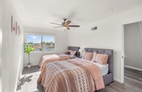 Super Spacious Family Vacation House! - Photo 31