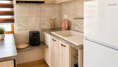 Klima Beach House Walk to Sea Easy Stay - Photo 5, pet friendly, toaster