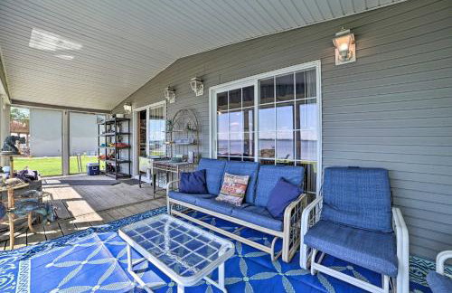 Houghton Lake Family Getaway with Fire Pit! - Foto 28