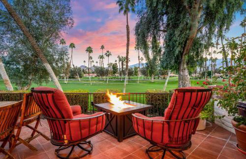 Spectacular condo with private golf privileges includes golf cart on Monterey Country Club !! - Foto 2