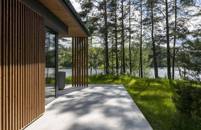 The Lake. Unique Waterfront Villa - Photo 69