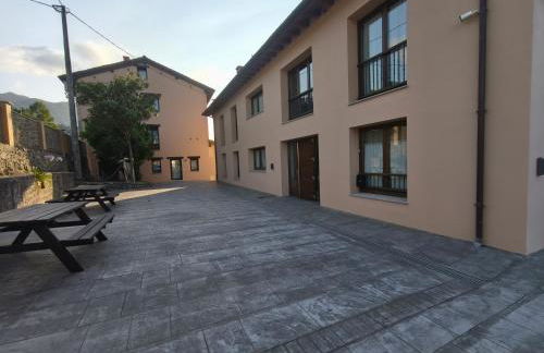 Apartamentos Villa de Panes - La Plaza - Foto 12